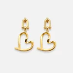 ⁦حلق قلب ذهب عيار 18 وزن 2.33 جرام⁩ - الصورة ⁦2⁩