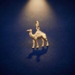 تعليقه جمل عيار 18 الوزن 1.61 جرام