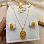 نصف طقم عيار ٢١ وزن ٥.٨٥ جرام