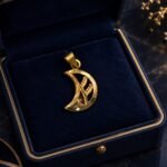 تعليقه عيار 18 الوزن 0.70 جرام